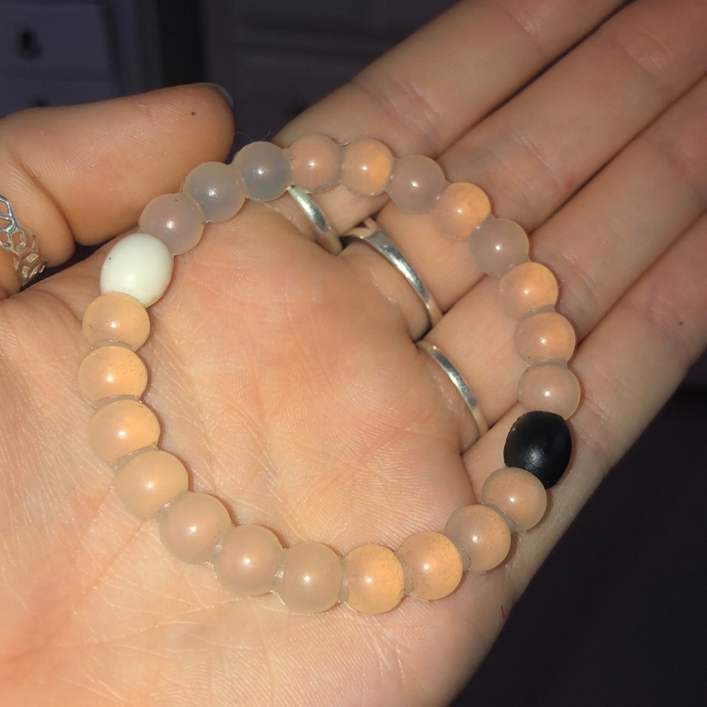 Size small lokai bracelet